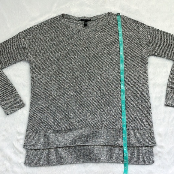 Like New Gray and White Marled Eileen Fisher Linen Cotton Blend V Neck Sweater - Picture 3 of 6